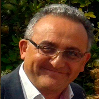 Dr. Alejandro Cifuentes